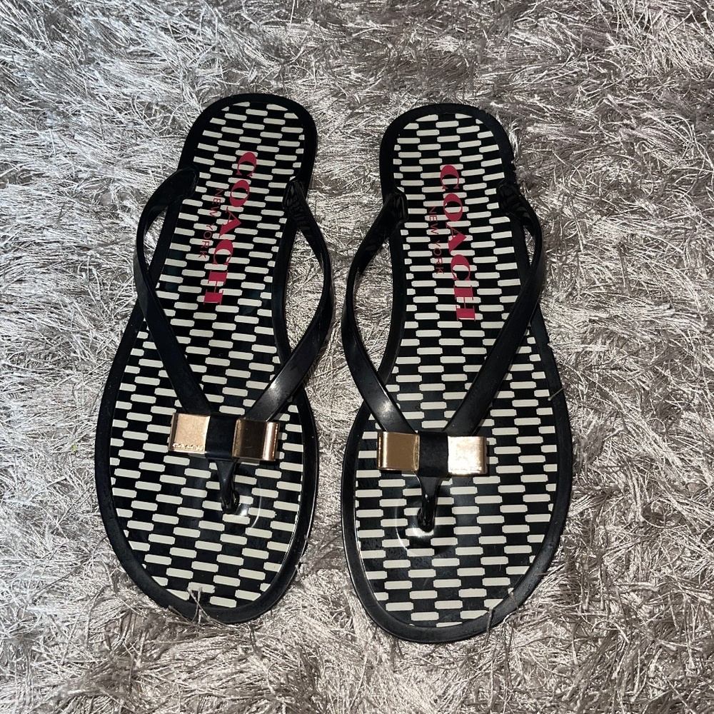 Coach New York Slip On Thong Flip Flops